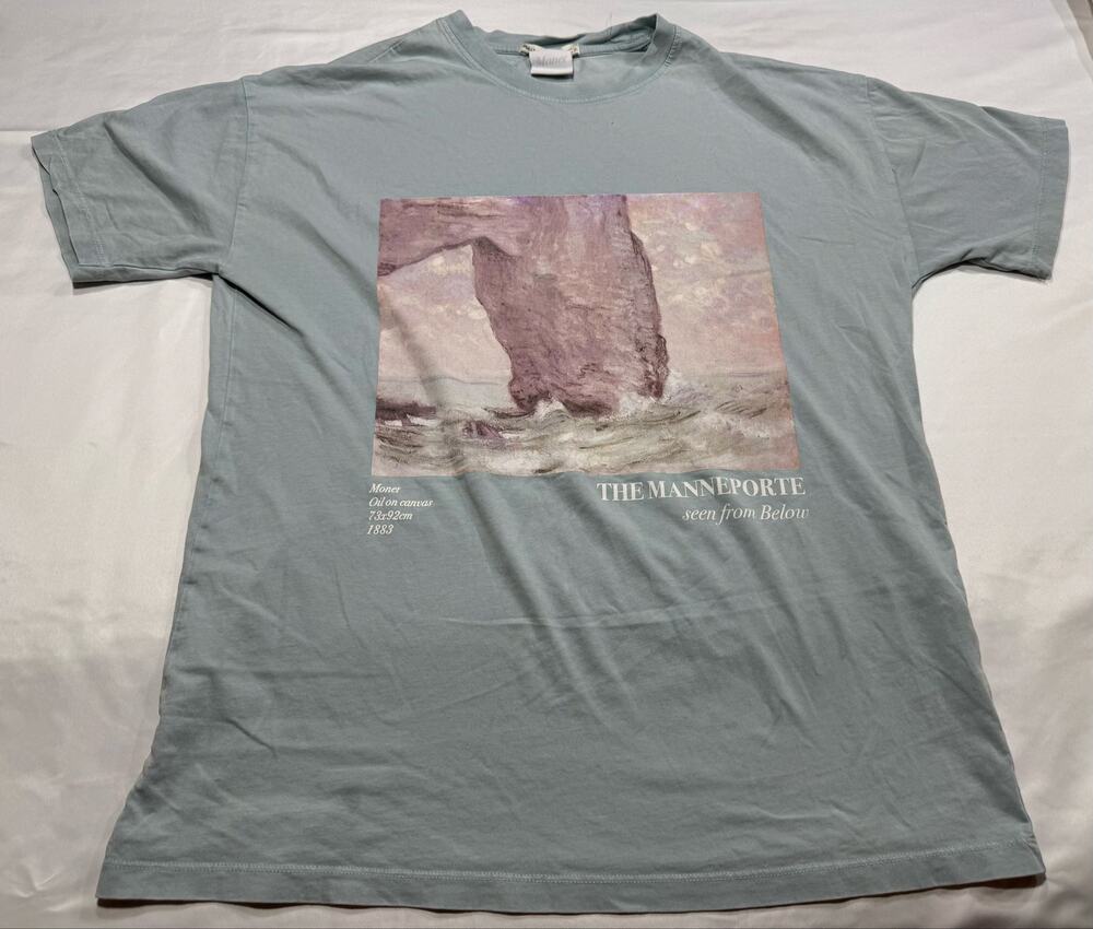 Pull & Bear Monet T-Shirt ‘The Manneporte seen from Below’ Unisex Small Cotton